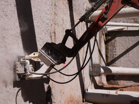 wall profiler in use at a construction site